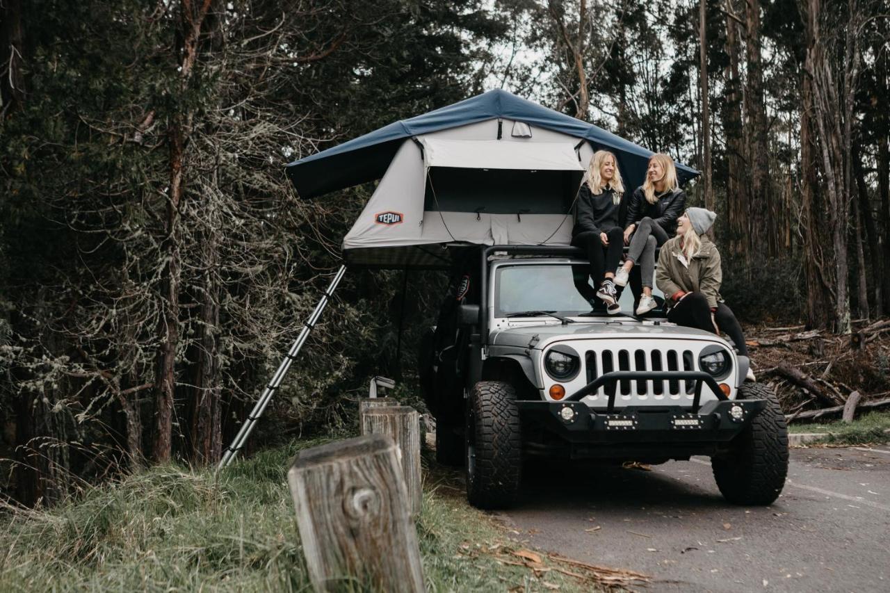 Готель Zazu Campers Кахулуї Екстер'єр фото